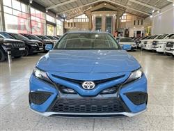 تۆیۆتا کامری